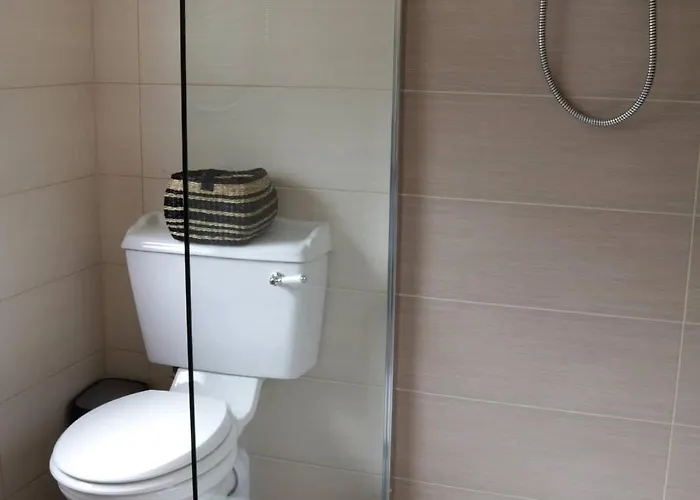 Crow's Nest - 1 - Self Catering Glandore